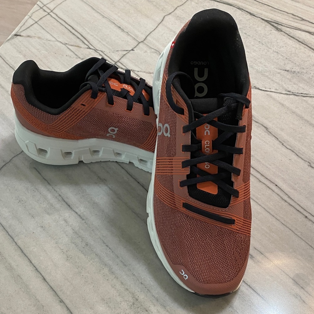On Running Women's Rust and Black Athletic Shoes